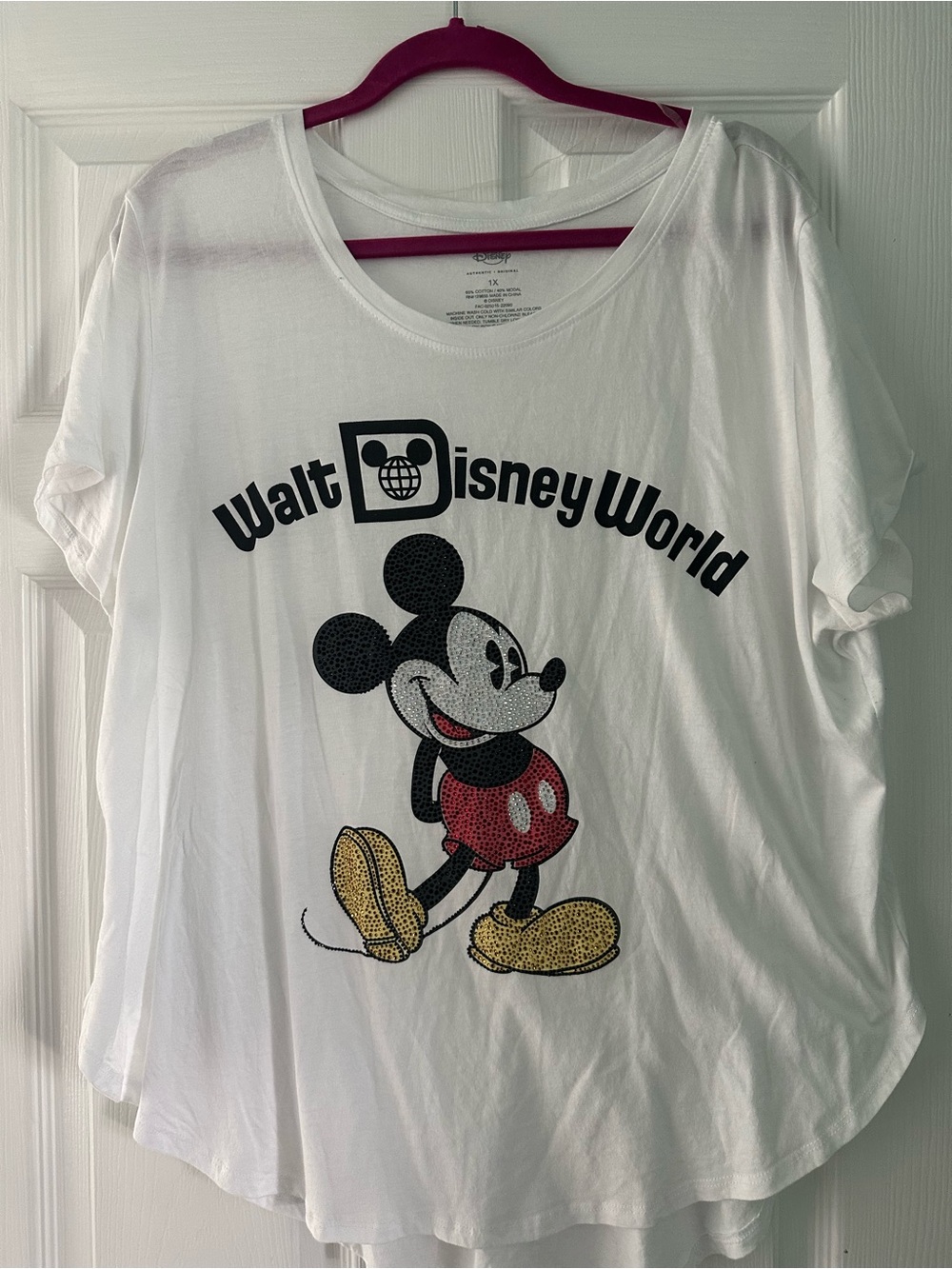 Disney women’s 1XL Mickey Mouse RHINESTONE Graphic Tee NWOT
